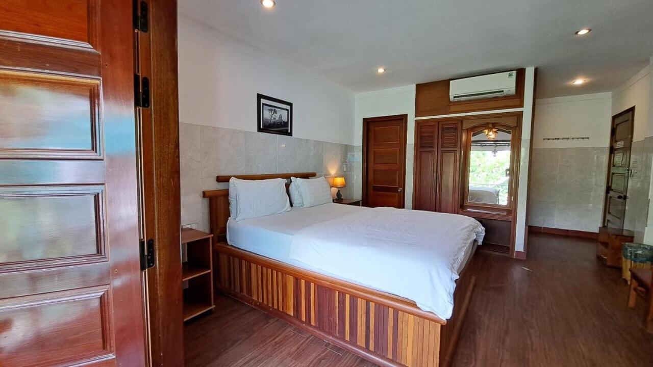 Konklor Hotel Kon Tum Habitación foto